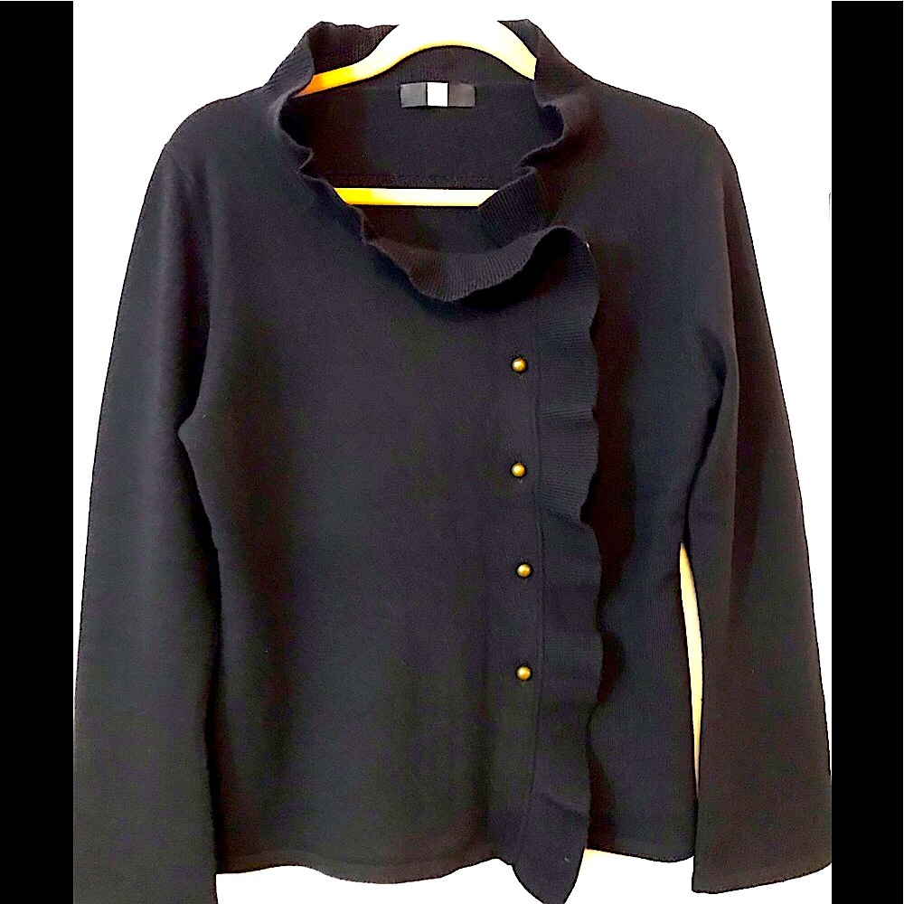 CASHMERE SWEATER